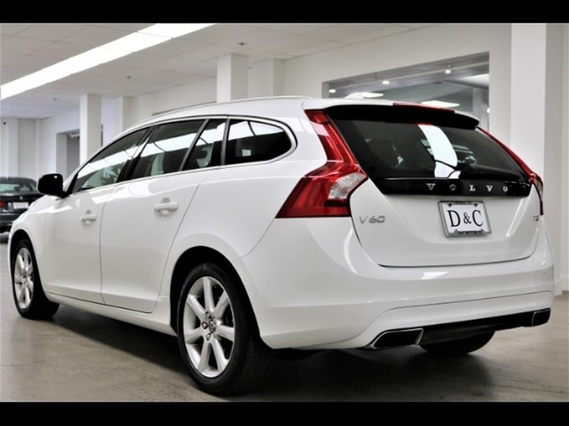 2016 Volvo V60 T5 Drive-E Premier
