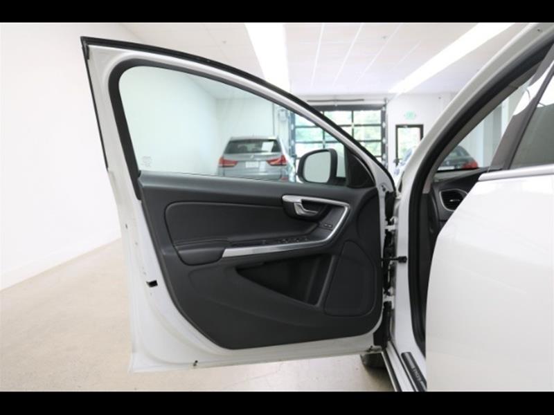 2016 Volvo V60 T5 Drive-E Premier