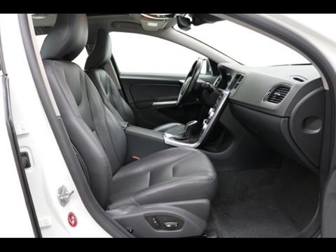 2016 Volvo V60 T5 Drive-E Premier