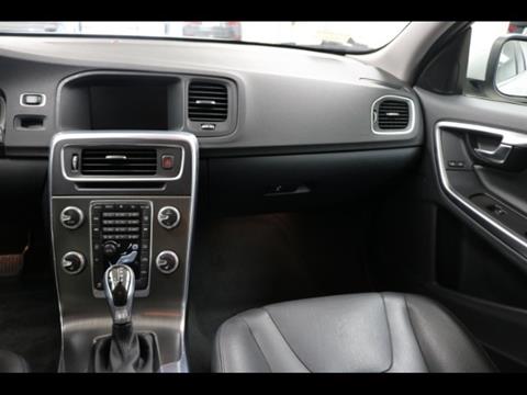 2016 Volvo V60 T5 Drive-E Premier