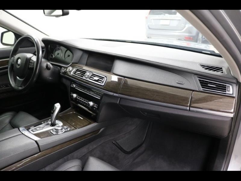 2012 BMW 7 Series 740i