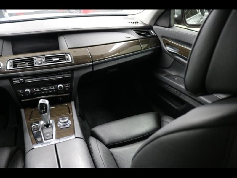 2012 BMW 7 Series 740i
