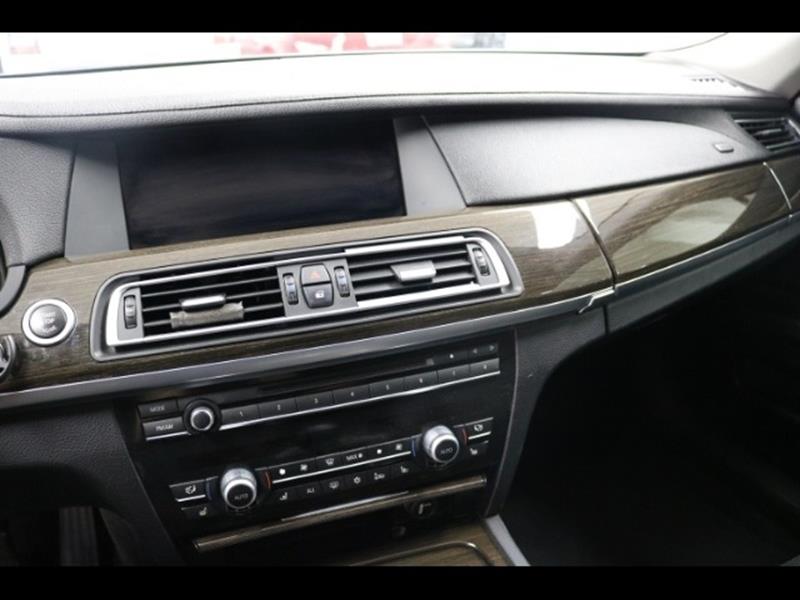2012 BMW 7 Series 740i