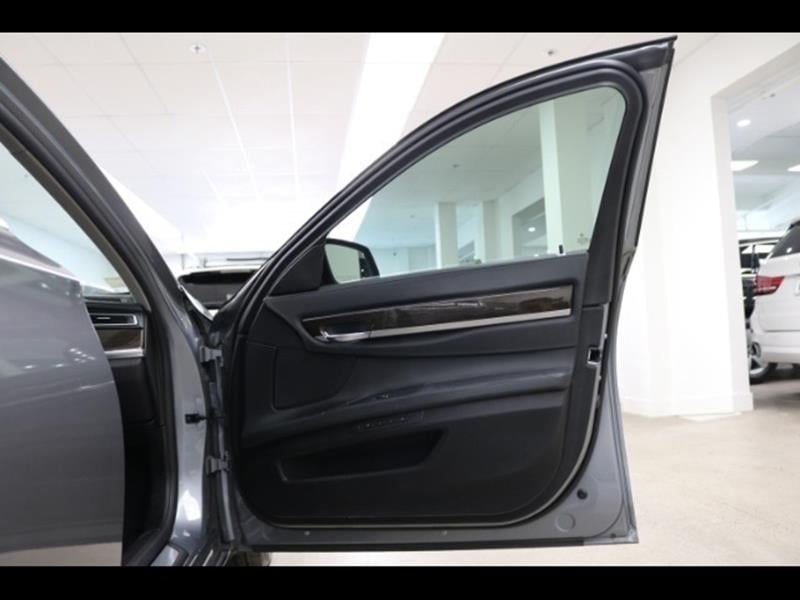 2012 BMW 7 Series 740i