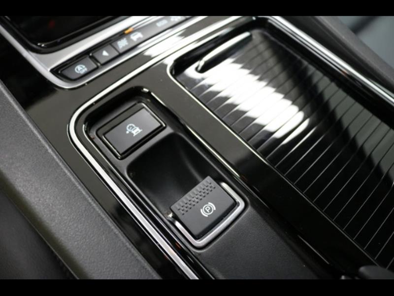 2018 Jaguar F-PACE 25t Premium