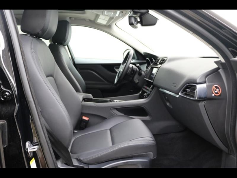 2018 Jaguar F-PACE 25t Premium