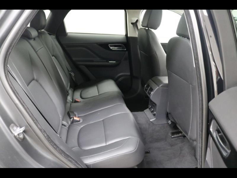 2018 Jaguar F-PACE 25t Premium