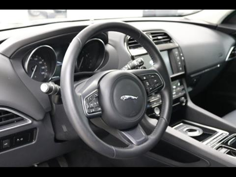 2018 Jaguar F-PACE 25t Premium
