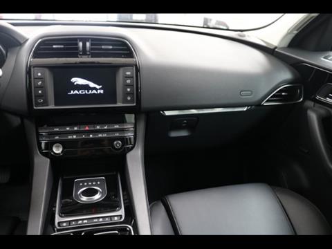 2018 Jaguar F-PACE 25t Premium