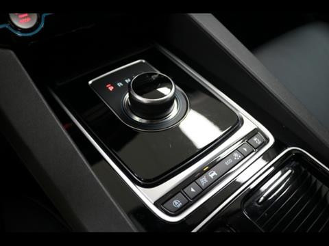 2018 Jaguar F-PACE 25t Premium