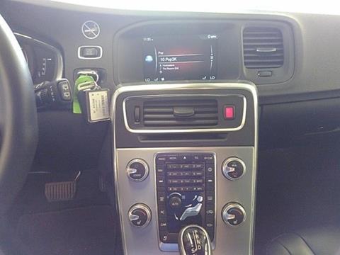 2017 Volvo V60 T5 Premier