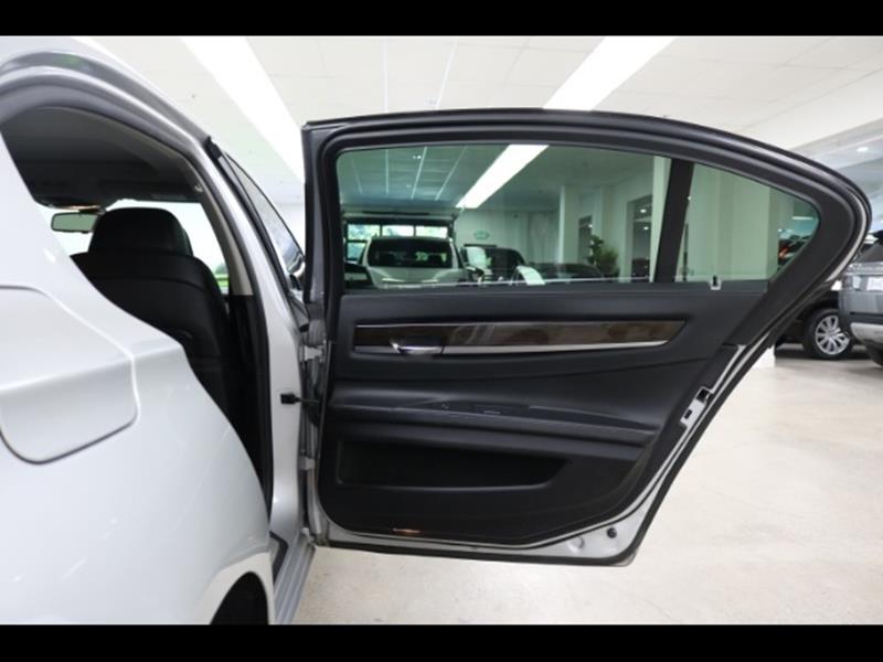 2010 BMW 7 Series 750Li xDrive