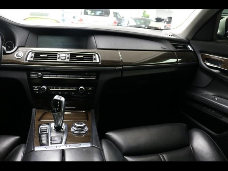 2010 BMW 7 Series 750Li xDrive