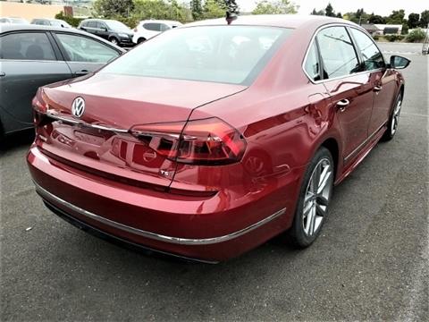 2017 Volkswagen Passat 1.8T R-Line