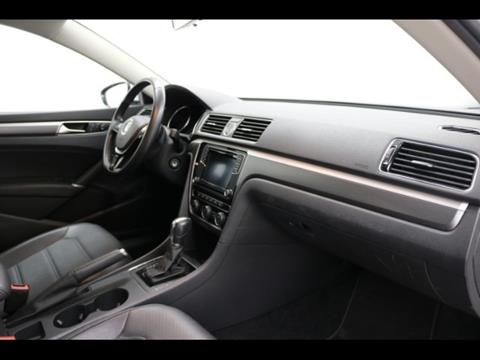 2017 Volkswagen Passat 1.8T R-Line