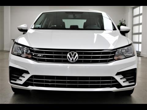 2017 Volkswagen Passat 1.8T R-Line