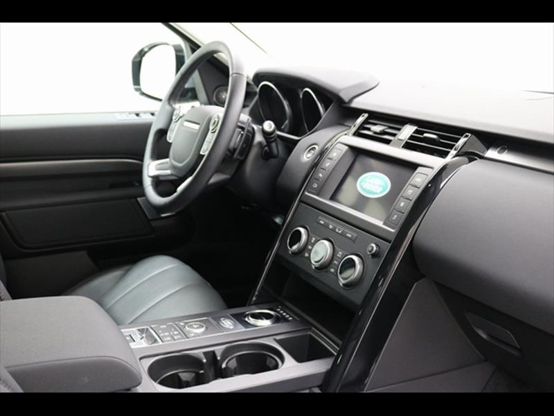 2017 Land Rover Discovery SE