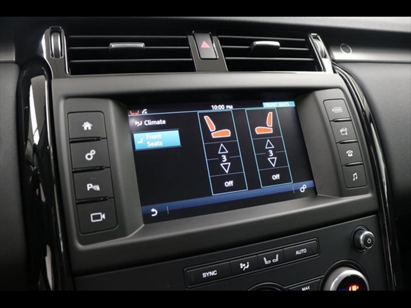 2017 Land Rover Discovery SE