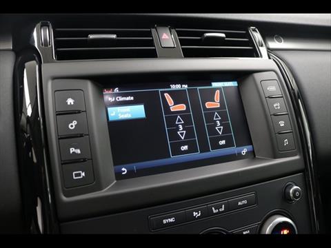 2017 Land Rover Discovery SE