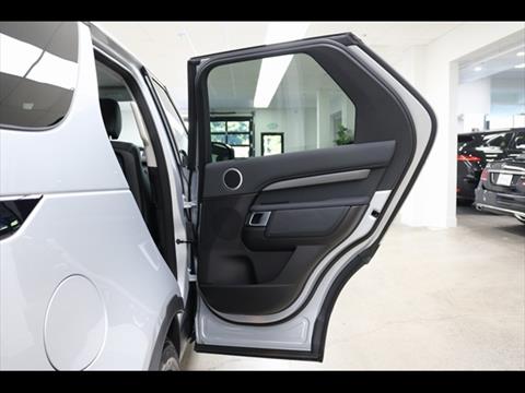 2017 Land Rover Discovery SE