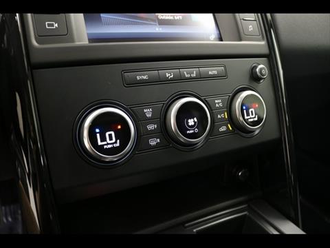 2017 Land Rover Discovery SE