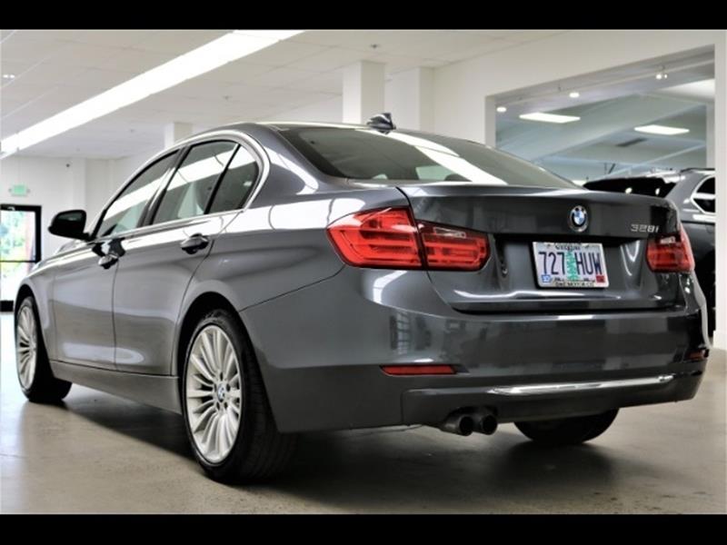 2012 BMW 3 Series 328i