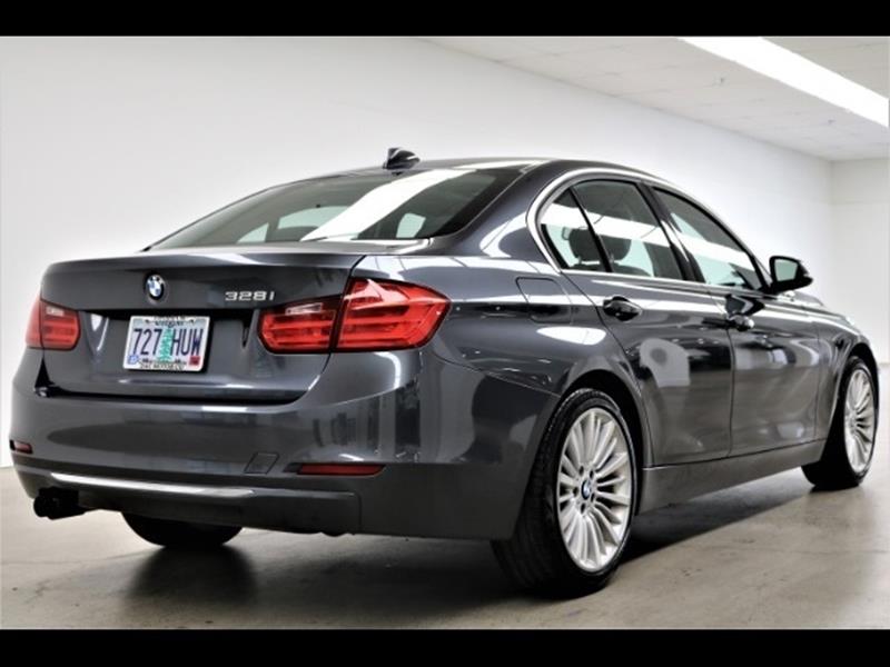 2012 BMW 3 Series 328i