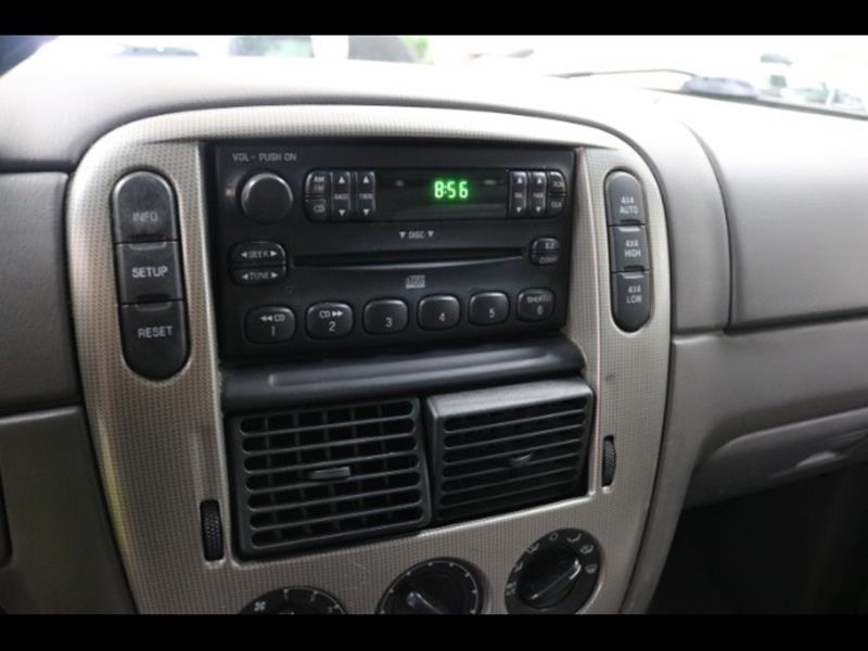 2005 Ford Explorer XLT