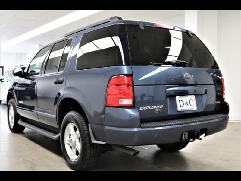 2005 Ford Explorer XLT