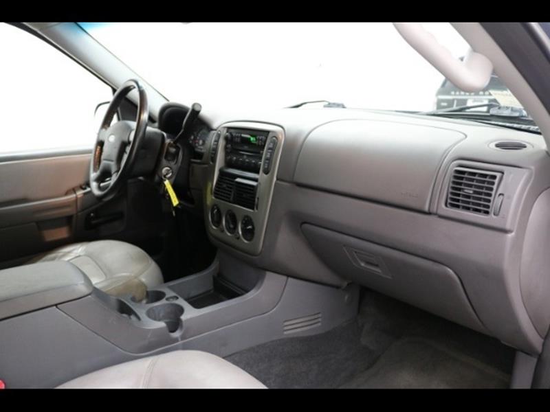 2005 Ford Explorer XLT