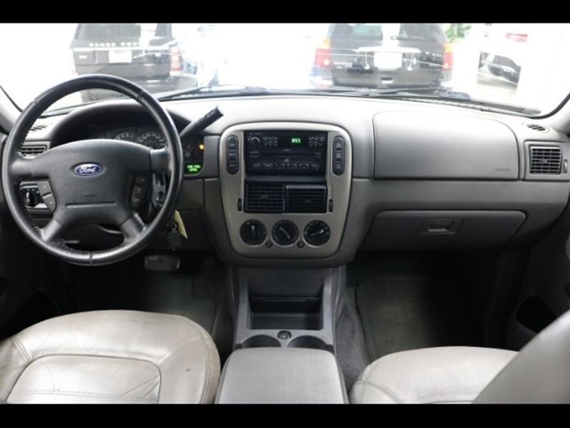 2005 Ford Explorer XLT