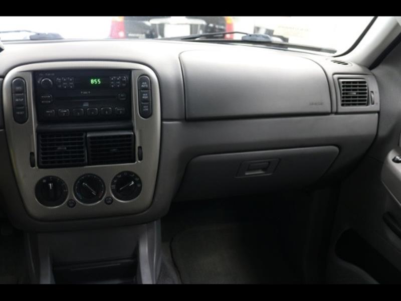 2005 Ford Explorer XLT