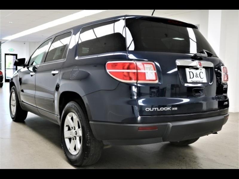 2009 Saturn Outlook XE