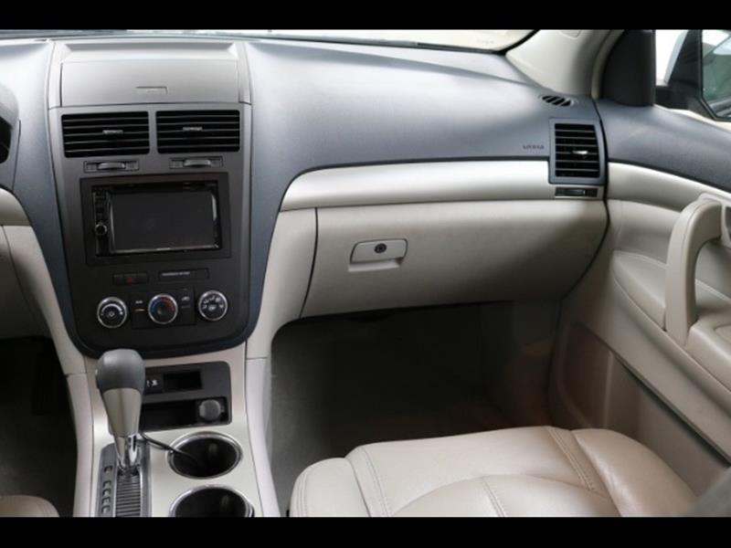 2009 Saturn Outlook XE