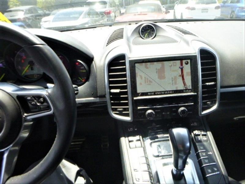 2016 Porsche Cayenne S E-Hybrid