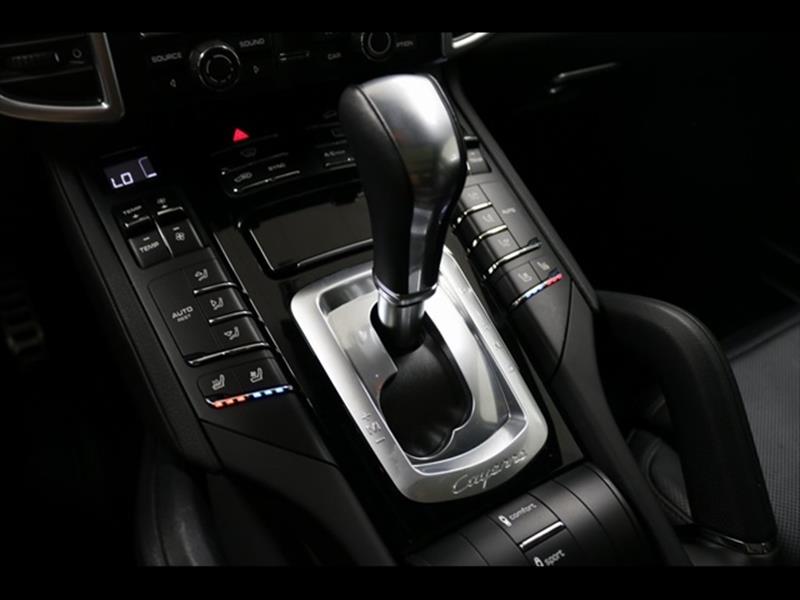 2016 Porsche Cayenne S E-Hybrid