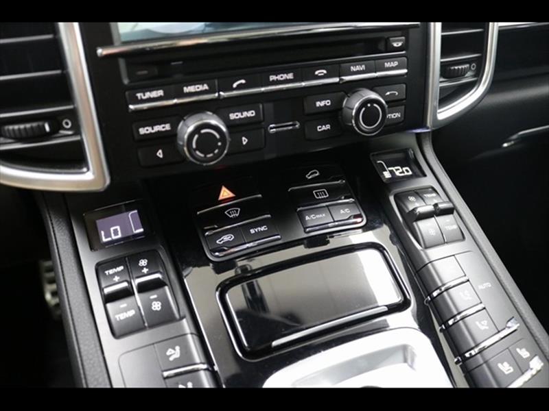 2016 Porsche Cayenne S E-Hybrid