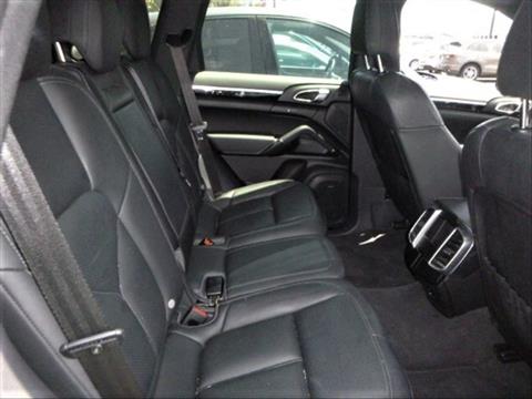 2016 Porsche Cayenne S E-Hybrid