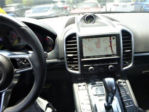 2016 Porsche Cayenne S E-Hybrid