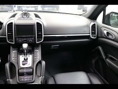 2016 Porsche Cayenne S E-Hybrid