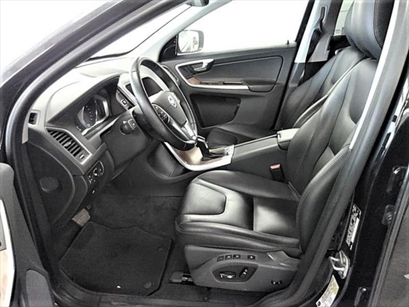 2017 Volvo XC60 T5 Inscription