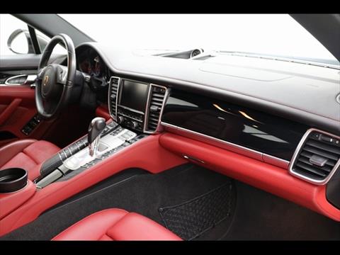 2016 Porsche Panamera