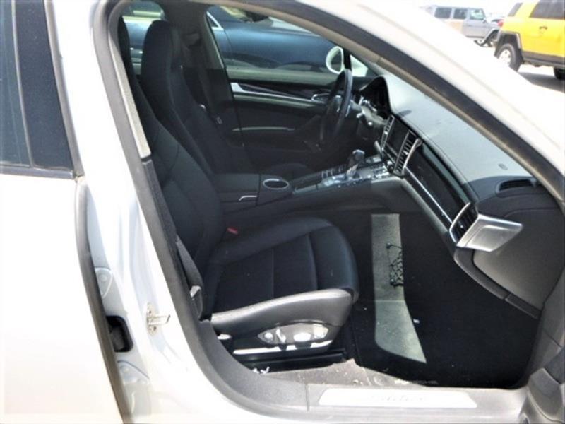 2016 Porsche Panamera