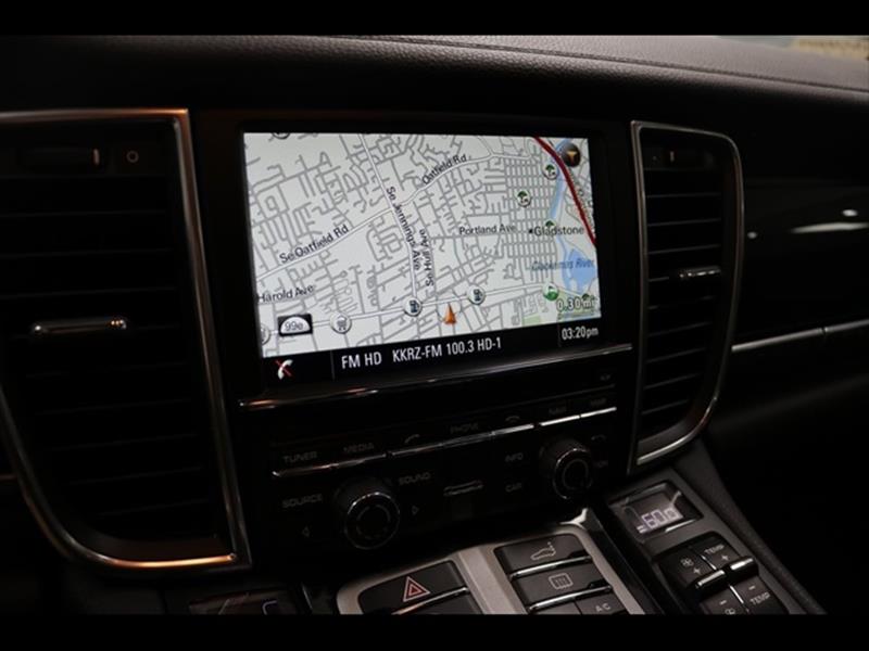 2016 Porsche Panamera