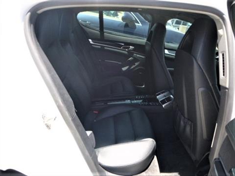 2016 Porsche Panamera