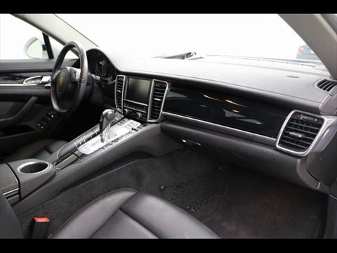 2016 Porsche Panamera
