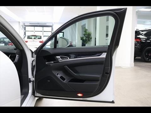 2016 Porsche Panamera