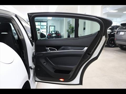 2016 Porsche Panamera