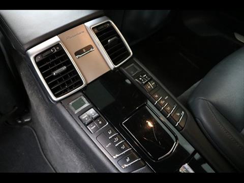 2016 Porsche Panamera