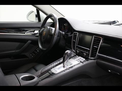 2016 Porsche Panamera